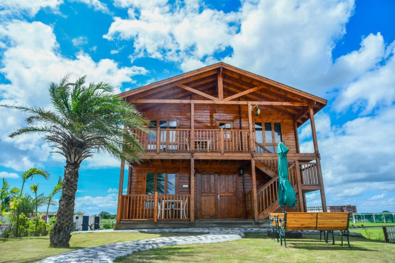 Faith Cricket Club & Resort ボーパール エクステリア 写真